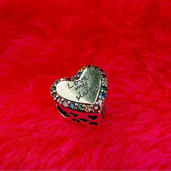 Charm "Love My Sister" with embedded multicolored rhinestones and little hearts - Picture 5 of 14